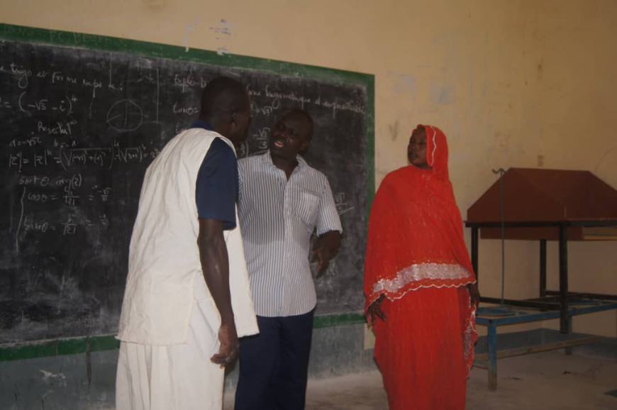 Tchad : la scolarisation des jeunes filles, un défi majeur en province. © Alwihda Info Tchad : la scolarisation des jeunes filles, un défi majeur en province. © Alwihda Info