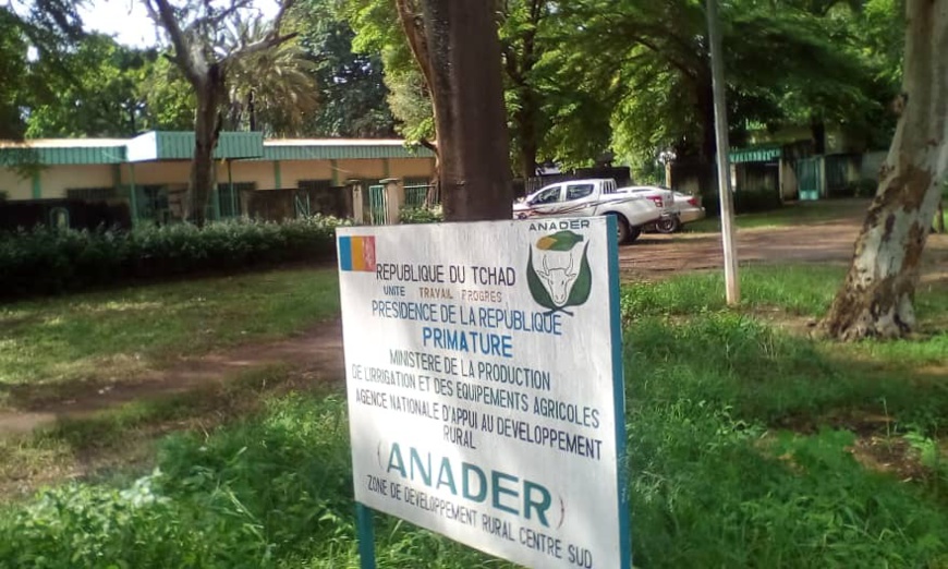 Tchad : des bureaux administratifs ravagés par un incendie à Moundou. © Alwihda Info Tchad : des bureaux administratifs ravagés par un incendie à Moundou. © Alwihda Info