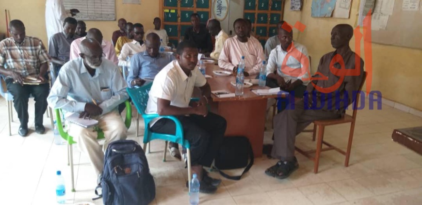 Tchad : orientations de la HAMA sur le traitement médiatique pendant l'état d'urgence. © Alwihda Info Tchad : orientations de la HAMA sur le traitement médiatique pendant l'état d'urgence. © Alwihda Info