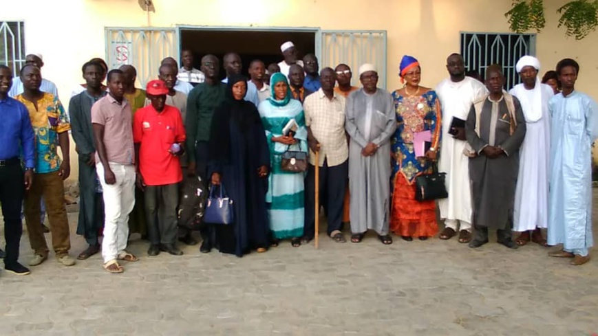 Tchad : à N'Djamena, une sensibilisation active pour la scolarisation des filles. © Alwihda Info Tchad : à N'Djamena, une sensibilisation active pour la scolarisation des filles. © Alwihda Info