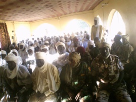 Tchad : à l'Est, les chefs traditionnels peinent à récupérer les armes, "votre résultat est nul, zéro". © Alwihda Info Tchad : à l'Est, les chefs traditionnels peinent à récupérer les armes, "votre résultat est nul, zéro". © Alwihda Info