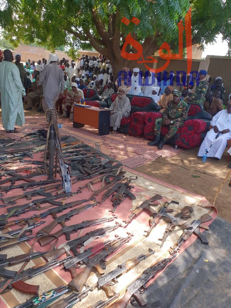 Tchad : importante saisie d'armes par les forces de sécurité au Sila. © Alwihda Info Tchad : importante saisie d'armes par les forces de sécurité au Sila. © Alwihda Info