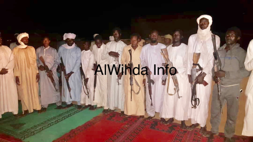 Tchad : des armes de guerre rendues volontairement par des villageois à l'Est. © Alwihda Info Tchad : des armes de guerre rendues volontairement par des villageois à l'Est. © Alwihda Info