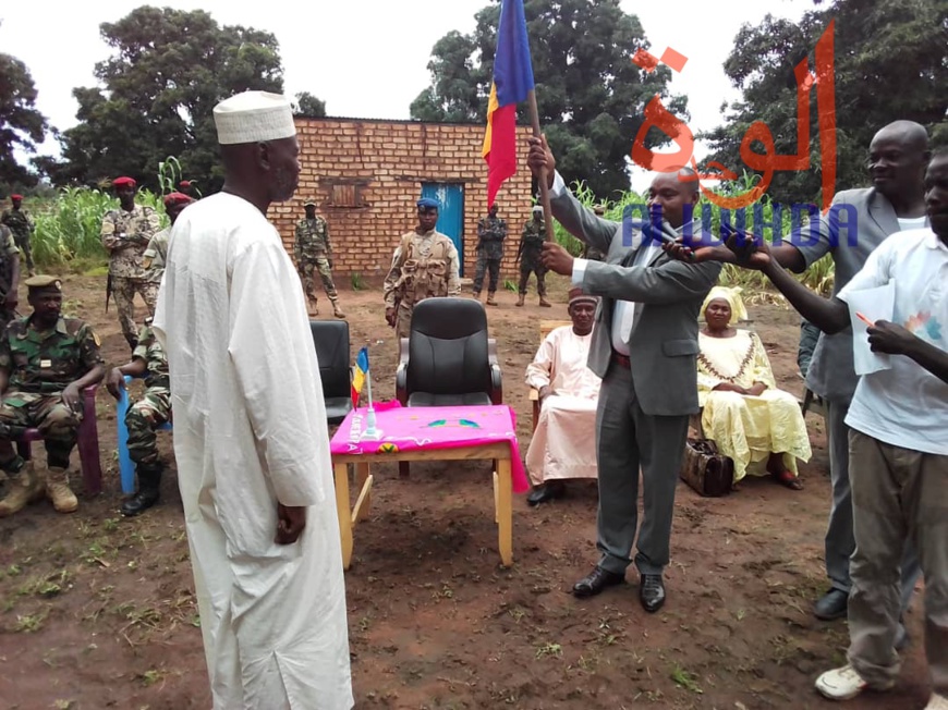 Le premier préfet du département de la Moula, dans la province du Mandoul, Abderamane Issa Doukarda, a été installé lundi 16 septembre 2019. © Alwihda Info Le premier préfet du département de la Moula, dans la province du Mandoul, Abderamane Issa Doukarda, a été installé lundi 16 septembre 2019. © Alwihda Info