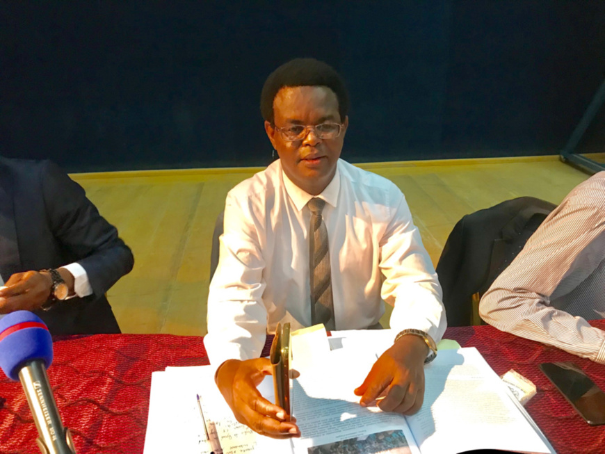 Kébir Mahamat Abdoulaye, chercheur au CEDPE et directeur des statistiques et de la communication à l'Autorité de régulation des marchés publics. © Alwihda Info Kébir Mahamat Abdoulaye, chercheur au CEDPE et directeur des statistiques et de la communication à l'Autorité de régulation des marchés publics. © Alwihda Info