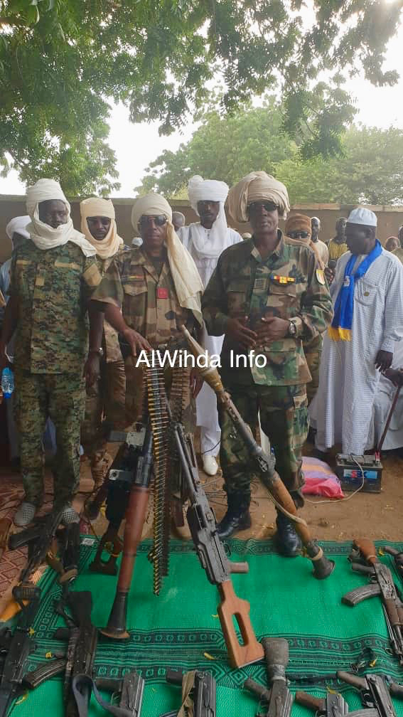 Tchad : un arsenal de guerre présenté à Abdi Tchad : un arsenal de guerre présenté à Abdi