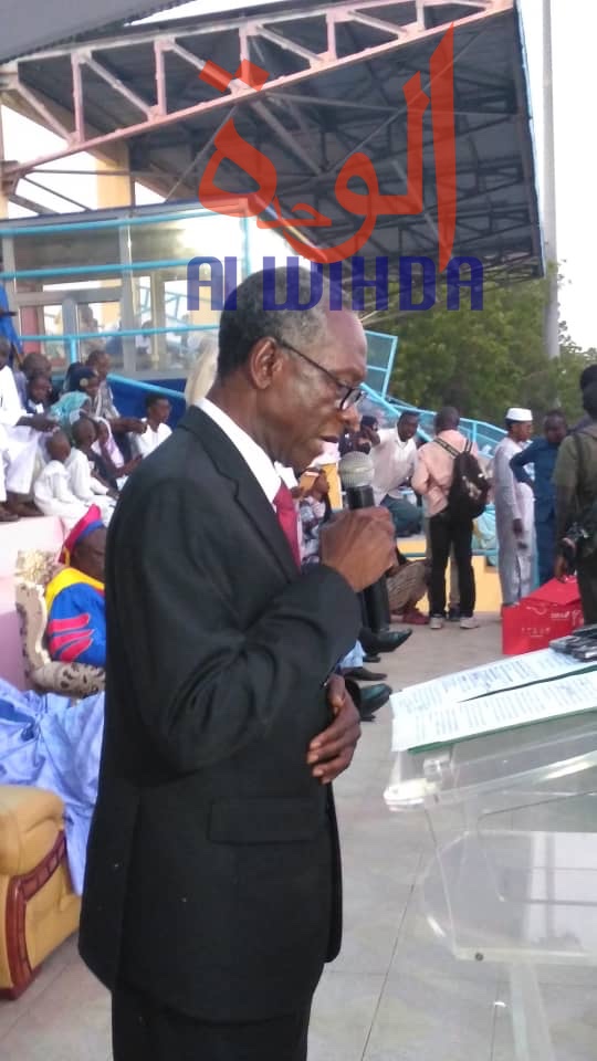 Tchad : 674 lauréats reçoivent leur diplôme de fin d'études universitaires. © Alwihda Info Tchad : 674 lauréats reçoivent leur diplôme de fin d'études universitaires. © Alwihda Info