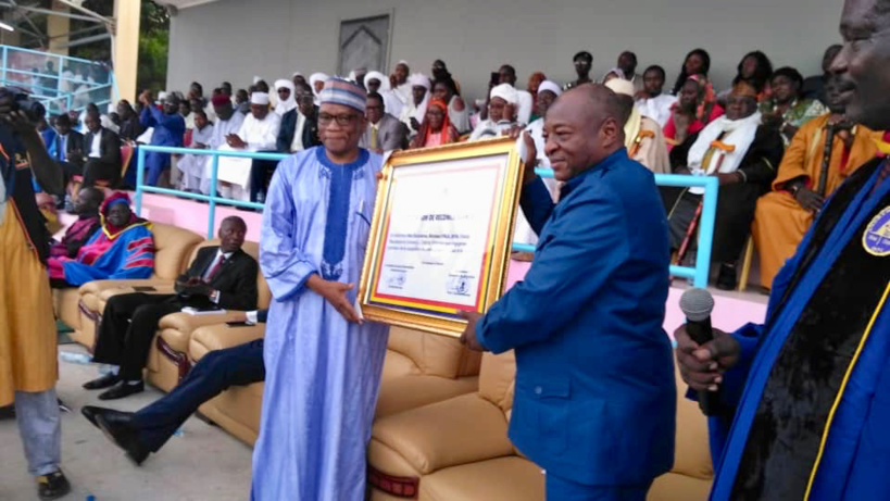 Le Cameroun distingué pour sa coopération universitaire avec le Tchad Le Cameroun distingué pour sa coopération universitaire avec le Tchad