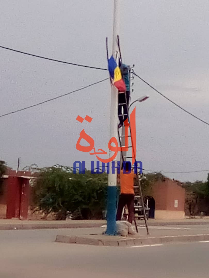 Tchad : préparatifs à Abéché pour l'accueil du président de la République. © Alwihda Info Tchad : préparatifs à Abéché pour l'accueil du président de la République. © Alwihda Info