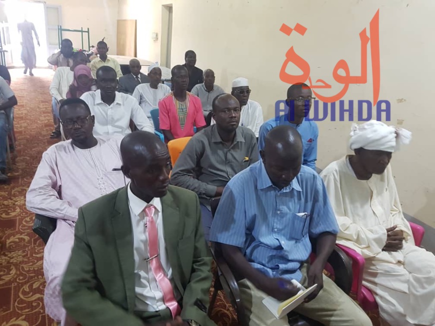 #Tchad : à l'Est, l'Onama veut contribuer au changement de mentalité à travers la radio #Tchad : à l'Est, l'Onama veut contribuer au changement de mentalité à travers la radio