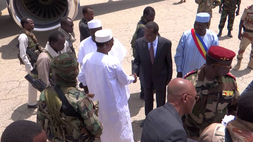 Tchad : Déby accuse des hommes politiques d’instrumentaliser les communautés Tchad : Déby accuse des hommes politiques d’instrumentaliser les communautés