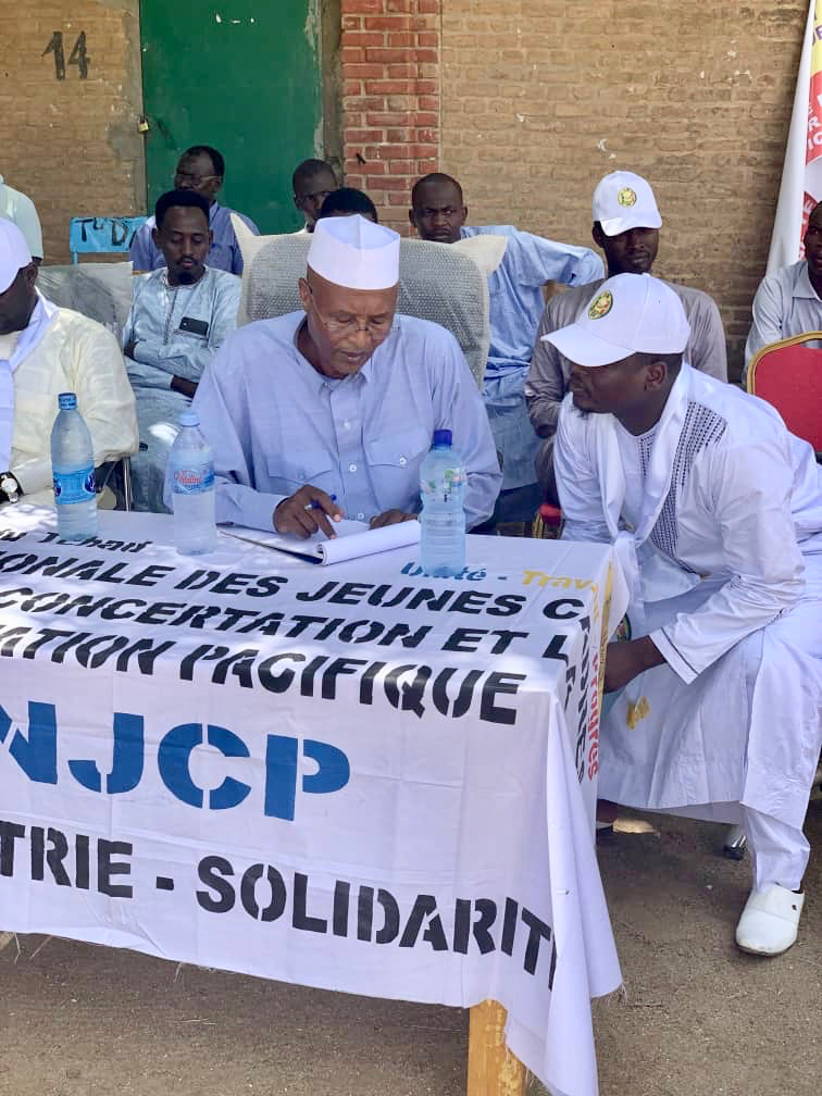 Tchad : "nous devrions surpasser nos intérêts égoïstes et s'unir". © DR Tchad : "nous devrions surpasser nos intérêts égoïstes et s'unir". © DR