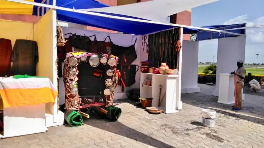 En images : préparatifs du Salon international de l’artisanat au Tchad