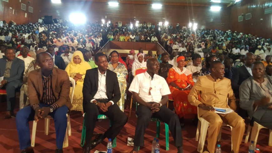 Tchad : la 1ère promotion de l'Université africaine de management et de l'innovation est diplômée Tchad : la 1ère promotion de l'Université africaine de management et de l'innovation est diplômée