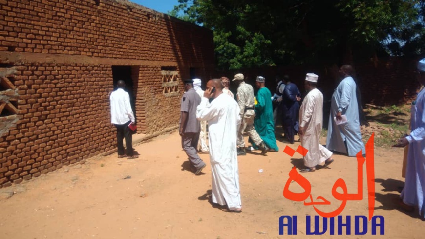 Tchad : tournée du gouverneur de Sila dans les établissements scolaires. © Alwihda Info