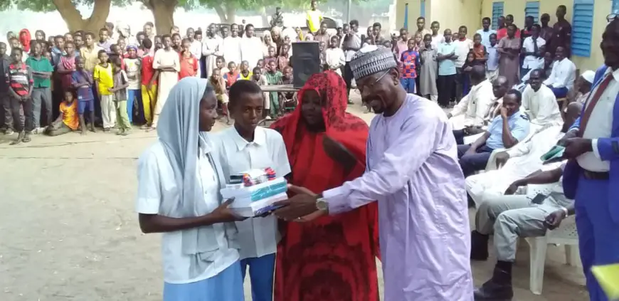 Tchad : un concours de dictée et de lecture entre lycéens à Ati. © Alwihda Info