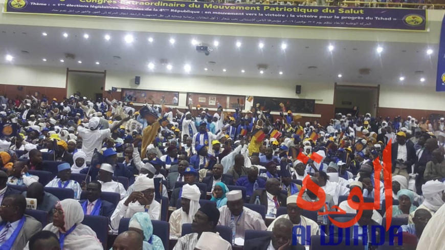 Tchad : Déby assure qu'en 30 ans, le MPS a "appris à connaitre les besoins réels du peuple". © Alwihda Info Tchad : Déby assure qu'en 30 ans, le MPS a "appris à connaitre les besoins réels du peuple". © Alwihda Info