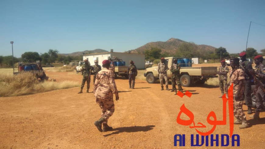 Tchad - état d'urgence : les ministres de la défense et de l'administration à Goz Beida (vidéo) Tchad - état d'urgence : les ministres de la défense et de l'administration à Goz Beida (vidéo)