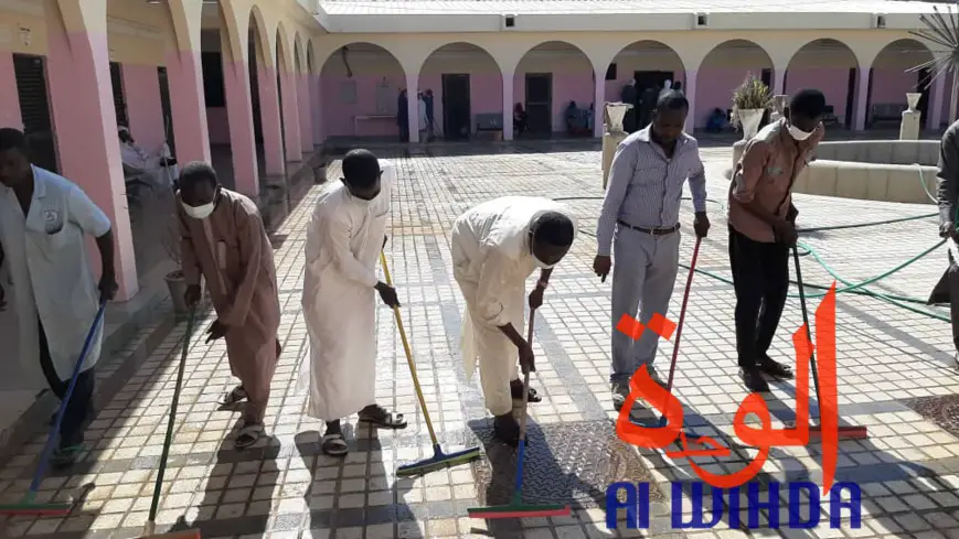 Tchad : une opération de salubrité à l'hôpital de la liberté