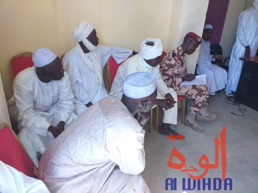 Tchad : les commerçants appelés à déposer les armes à l'Est, déjà 18 Famas récupérés Tchad : les commerçants appelés à déposer les armes à l'Est, déjà 18 Famas récupérés