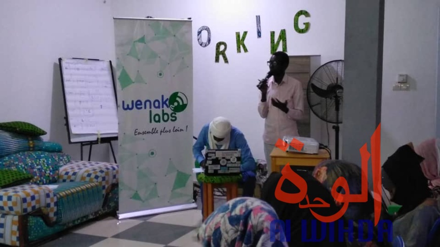 Tchad : "les réseaux sociaux présentent autant d'avantages que d'inconvénients". © Alwihda Info Tchad : "les réseaux sociaux présentent autant d'avantages que d'inconvénients". © Alwihda Info