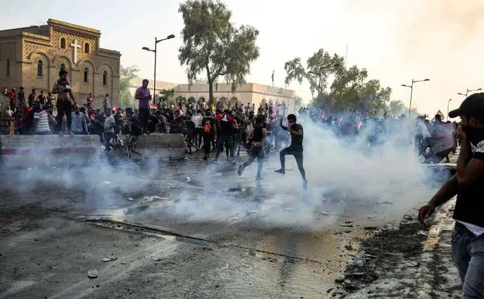 Manifestation à Bagdad (Irak), le 1er octobre. AHMAD AL-RUBAYE / AFP