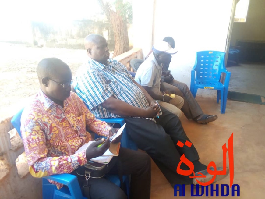 Tchad : le préfet de Mayo Dallah met en garde sur le fonctionnement des écoles. © Alwihda Info Tchad : le préfet de Mayo Dallah met en garde sur le fonctionnement des écoles. © Alwihda Info