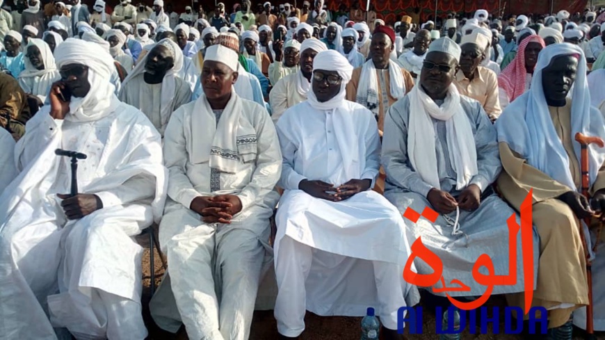 Tchad : des milliers de personnes commémorent le Mawlid près de Mongo. © Alwihda Info/A.I.A. Tchad : des milliers de personnes commémorent le Mawlid près de Mongo. © Alwihda Info/A.I.A.