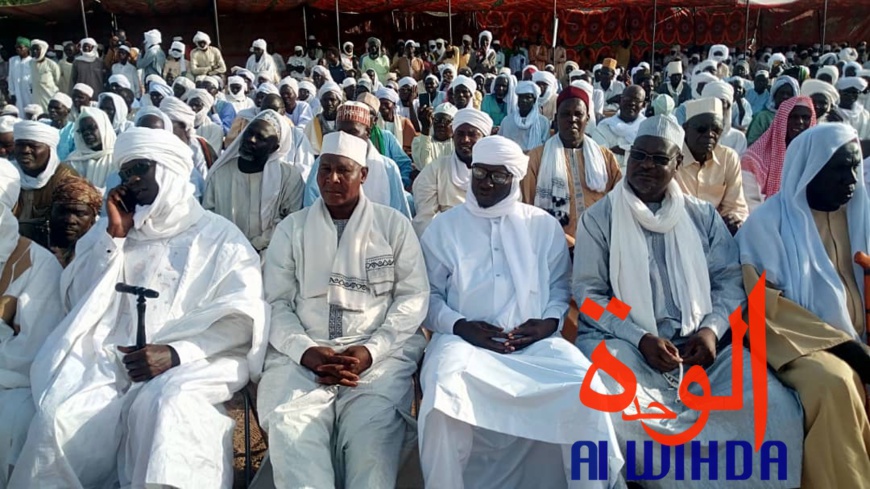 Tchad : des milliers de personnes commémorent le Mawlid près de Mongo. © Alwihda Info/A.I.A. Tchad : des milliers de personnes commémorent le Mawlid près de Mongo. © Alwihda Info/A.I.A.