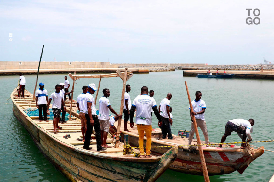 Togo : sept mois après son inauguration, le Port de pêche de Gbétsogbé est enfin opérationnel. © RT Togo : sept mois après son inauguration, le Port de pêche de Gbétsogbé est enfin opérationnel. © RT
