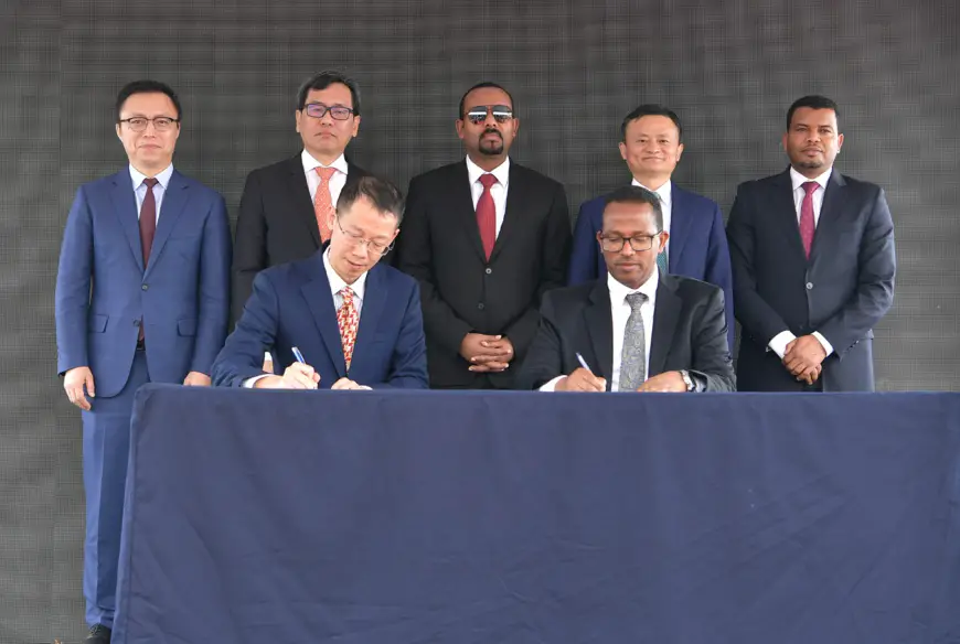 Le gouvernement éthiopien et le groupe Alibaba signent des accords pour créer un hub eWTP Éthiopie. © Alizila