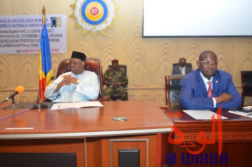 Tchad : "la survie de notre pays dépend de notre implication sans faille", Haroun Kabadi. © Alwihda Info Tchad : "la survie de notre pays dépend de notre implication sans faille", Haroun Kabadi. © Alwihda Info