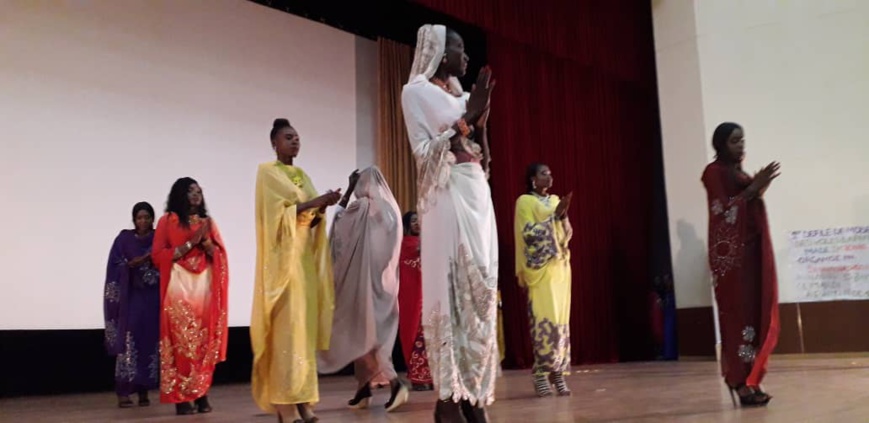 Tchad : Sister's Design, la startup qui veut concevoir localement les voiles. © Alwihda Info/D.H. Tchad : Sister's Design, la startup qui veut concevoir localement les voiles. © Alwihda Info/D.H.