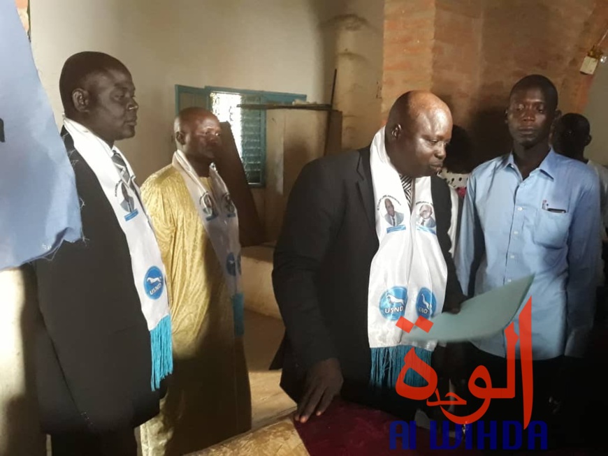 Tchad : le parti du cheval blanc installe son bureau départemental de Ouara Tchad : le parti du cheval blanc installe son bureau départemental de Ouara