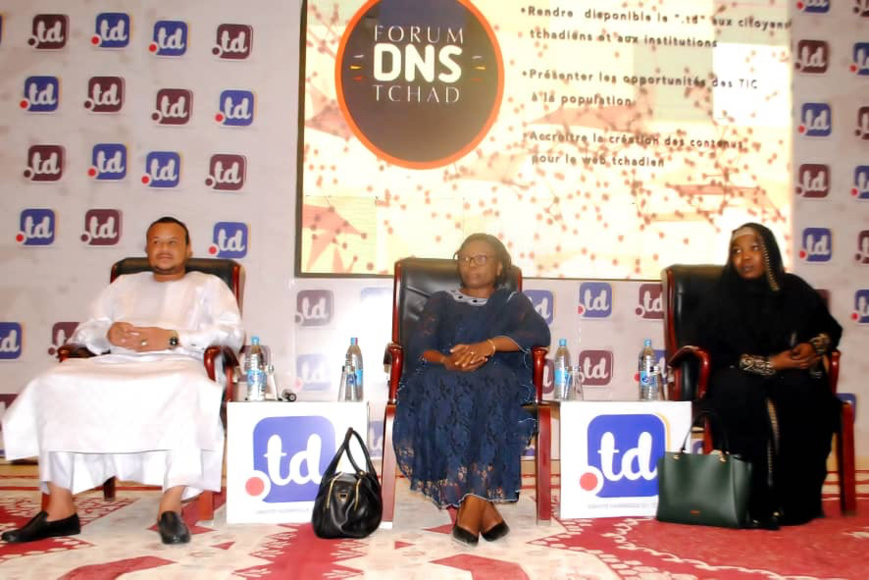 Tchad : Forum DNS, l'Adetic au coeur de la promotion de l'identité numérique. © Alwihda Info Tchad : Forum DNS, l'Adetic au coeur de la promotion de l'identité numérique. © Alwihda Info