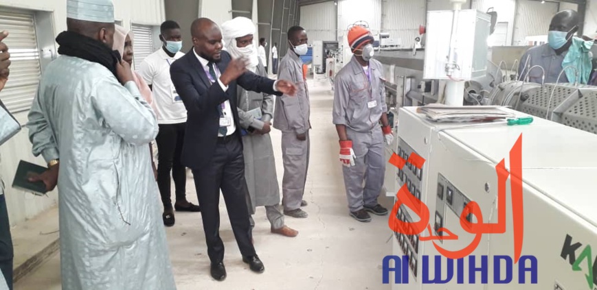 Le Made in Tchad s'impose avec l'usine de fabrication de tuyaux de Farcha. © Alwihda Info Le Made in Tchad s'impose avec l'usine de fabrication de tuyaux de Farcha. © Alwihda Info
