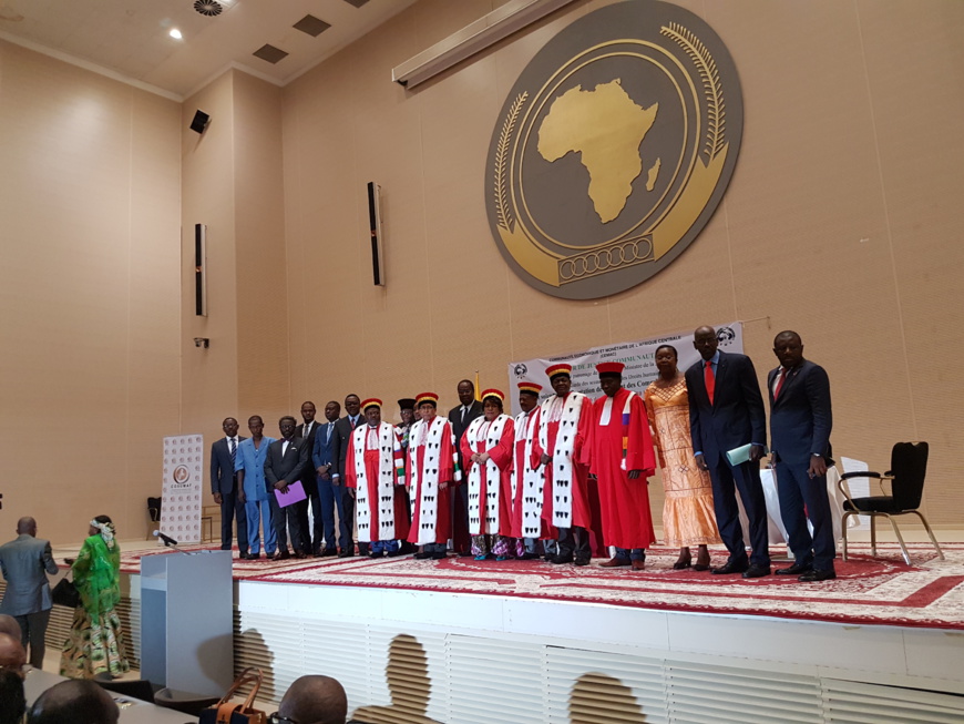 Les nouveaux commissaires du collège de la COSUMAF ont prêté serment au Tchad. © COSUMAF Les nouveaux commissaires du collège de la COSUMAF ont prêté serment au Tchad. © COSUMAF
