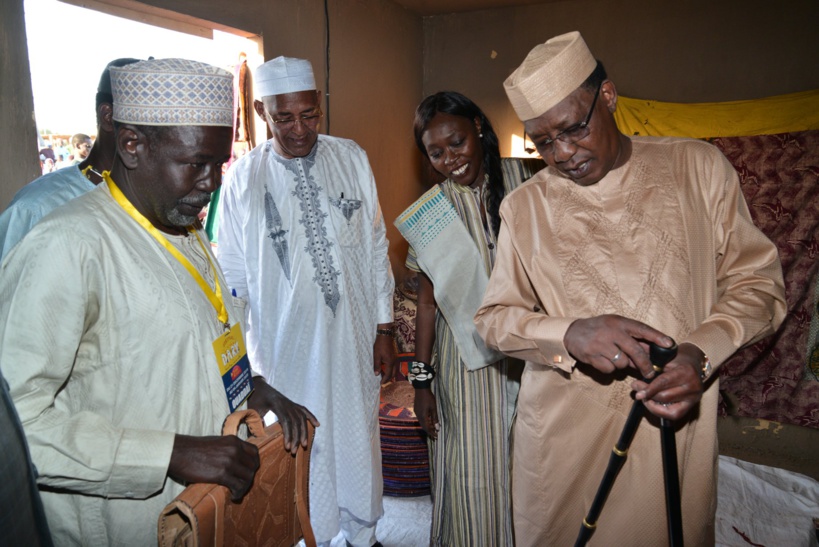 Tchad : le chef de l'Etat en visite au Festival Dary. © PR Tchad : le chef de l'Etat en visite au Festival Dary. © PR
