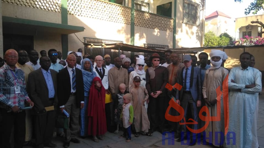 Tchad : les albinos demandent une meilleure considération de l'Etat. © Alwihda Info/M.M. Tchad : les albinos demandent une meilleure considération de l'Etat. © Alwihda Info/M.M.