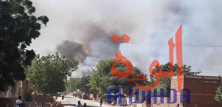Soudan : des magasins d'armes pillés à Aldjinena. © Alwihda Info Soudan : des magasins d'armes pillés à Aldjinena. © Alwihda Info