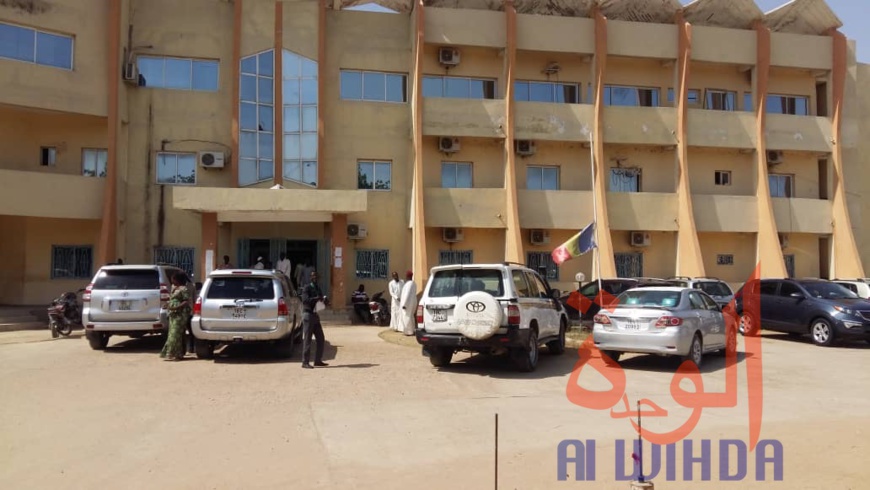 Tchad : l'administration au ralenti pour le premier jour de grève. © Alwihda Info/Mahamat Abdramane Ali Kitire Tchad : l'administration au ralenti pour le premier jour de grève. © Alwihda Info/Mahamat Abdramane Ali Kitire