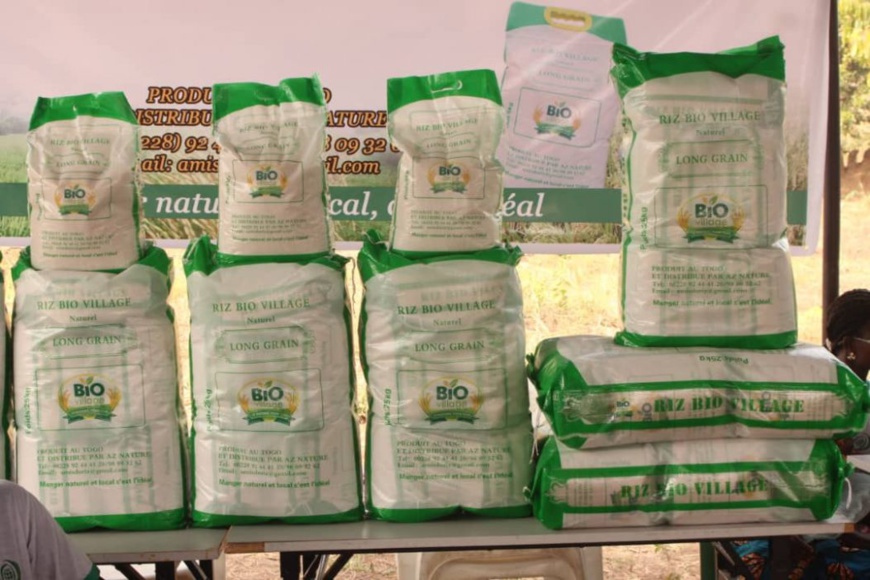 Togo : en marge du forum des paysans, une mini-foire pour les entrepreneurs agricoles. © DR Togo : en marge du forum des paysans, une mini-foire pour les entrepreneurs agricoles. © DR