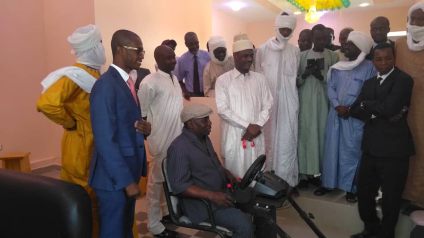 Tchad : Maracana Arena, la nouvelle salle de jeux à N'Djamena. © Malick Mahamat Tidjani/Alwihda Info Tchad : Maracana Arena, la nouvelle salle de jeux à N'Djamena. © Malick Mahamat Tidjani/Alwihda Info