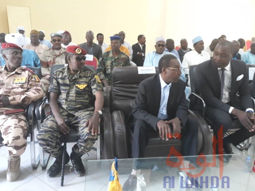 Tchad : "le Ouaddaï vient de sortir d'une période assez sombre de son histoire" (gouverneur Ramadan Erdebou). © Abba Issa/Alwihda Info Tchad : "le Ouaddaï vient de sortir d'une période assez sombre de son histoire" (gouverneur Ramadan Erdebou). © Abba Issa/Alwihda Info