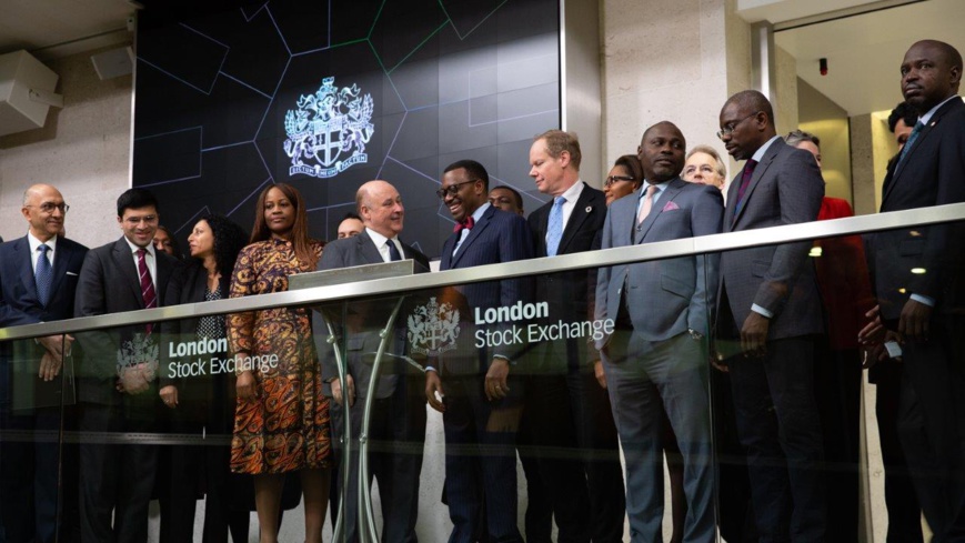Le président de la BAD, Akinwumi Adesina, ouvre la séance à la Bourse de Londres Le président de la BAD, Akinwumi Adesina, ouvre la séance à la Bourse de Londres