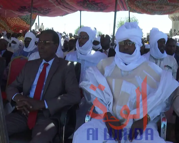 Tchad : les gouverneurs du Ouaddaï, Sila et Tibesti décorés de l'ordre national. © Alwihda Info