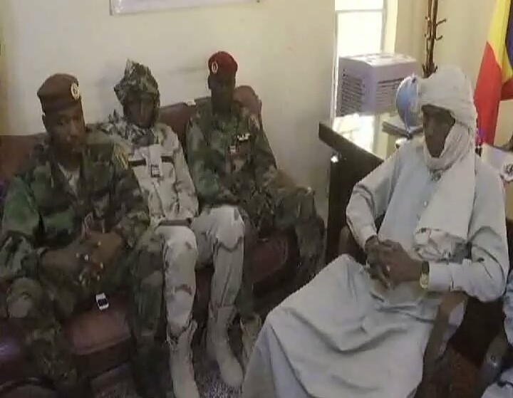 Tchad : le nouveau délégué du pétrole, des mines et de l'énergie installé au Borkou. © Abdoulaye Akim/Alwihda Info Tchad : le nouveau délégué du pétrole, des mines et de l'énergie installé au Borkou. © Abdoulaye Akim/Alwihda Info