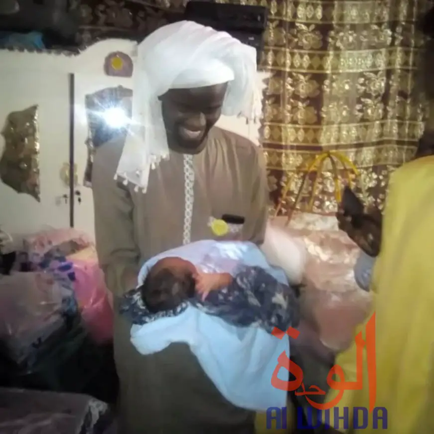 Tchad : la FGC porte assistance à la famille de 3 nouveau-nés à l'Est. © Abba Issa/Alwihda Info