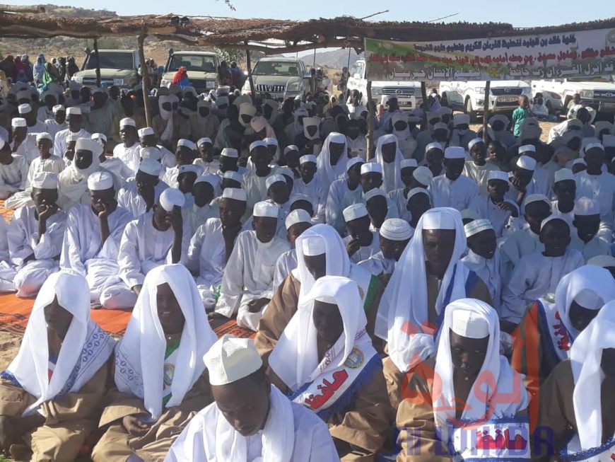 Tchad : mémorisation du Coran, la 1ère promotion du centre Khalid ibn al-Walid à l'honneur. © Alwihda Info Tchad : mémorisation du Coran, la 1ère promotion du centre Khalid ibn al-Walid à l'honneur. © Alwihda Info