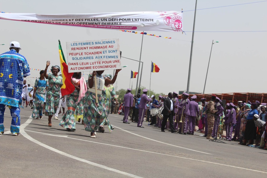 Un défilé le 8 mars 2018 à N'Djamena pour la journée internationale de la femme. Illustration. © Alwihda Info